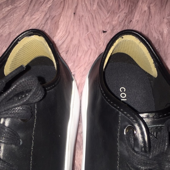 Cole Haan black and white lace up leather shoes 6b - Picture 4 of 8